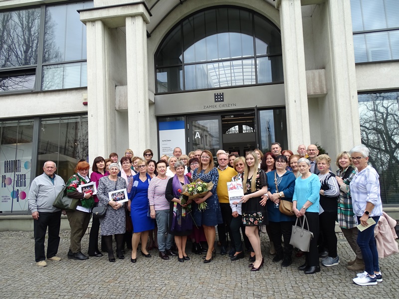 Studenci Uniwersytetu Trzeciego Wieku Brenna fot. BSK