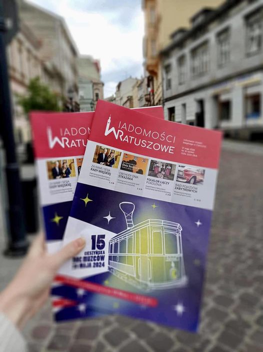 Wiadomości Ratuszowe na tle ul. Głębokiej (mat. UM Cieszyn)