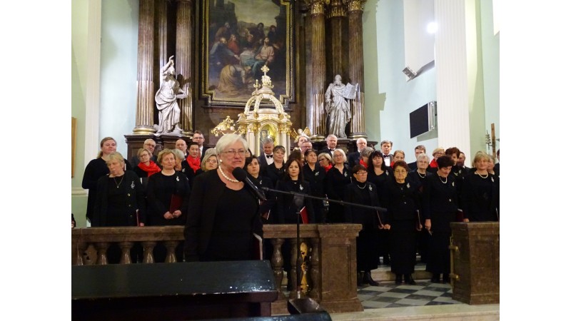 Na zdjęciu Koncert Jubileuszowy z udziałem Chóru Mieszanego Lutnia i - Wyższobramskiego Chóru Kameralnego pod kierownictwem Piotra Sikory. fot. BSK